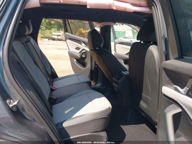 2025 VOLKSWAGEN TIGUAN 2.0T SE R-LINE BLACK 8