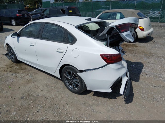 2023 KIA FORTE LXS 3
