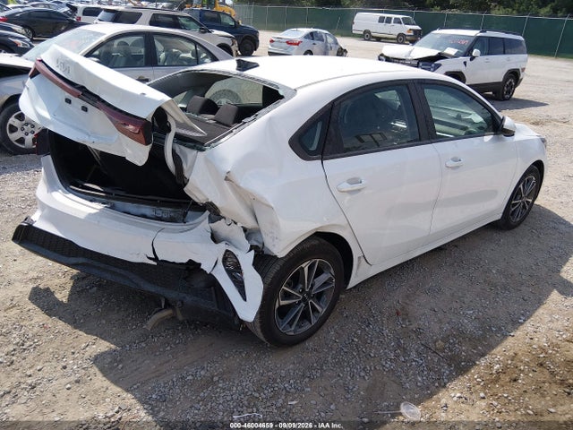 2023 KIA FORTE LXS 4