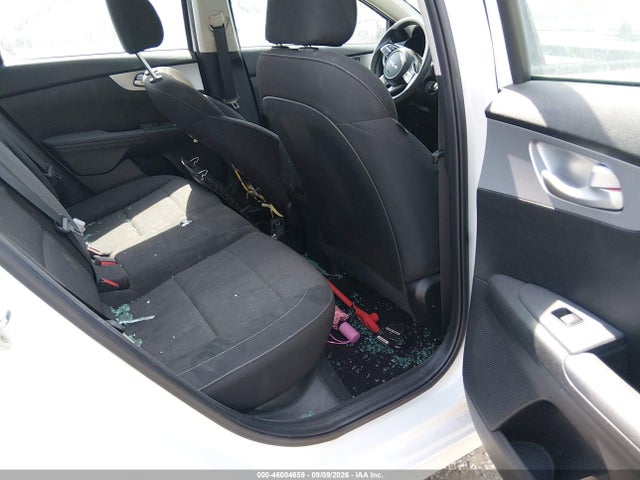 2023 KIA FORTE LXS 8