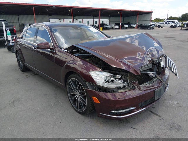 2013 MERCEDES-BENZ S 550 