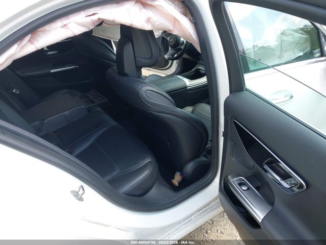 2023 MERCEDES-BENZ C 300 4MATIC 8