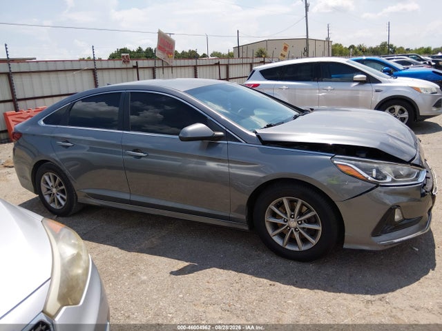 2019 HYUNDAI SONATA SE 13