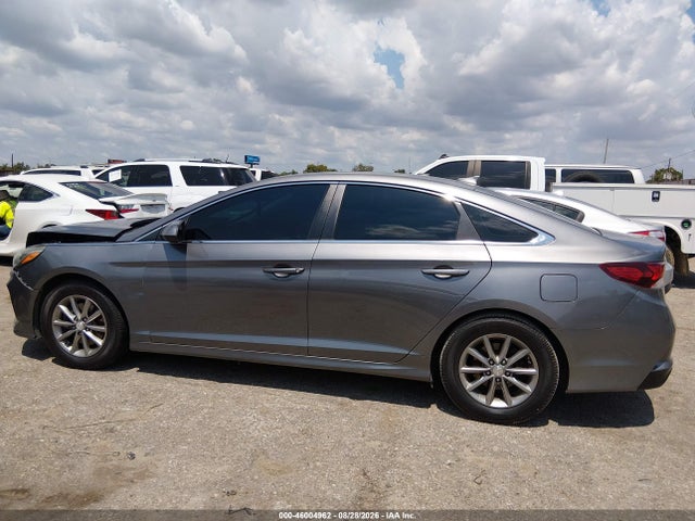 2019 HYUNDAI SONATA SE 14