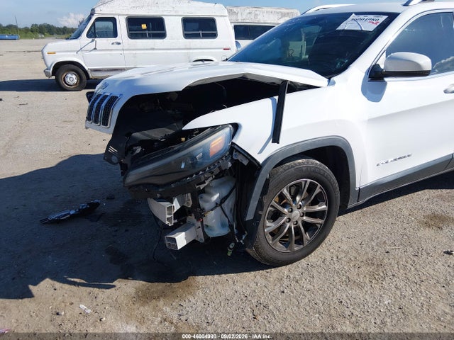 2020 JEEP CHEROKEE LATITUDE PLUS FWD 6