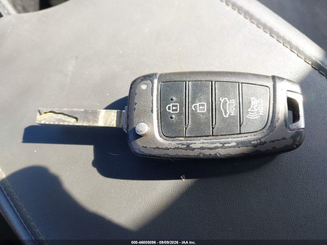 2021 HYUNDAI SONATA SE 11