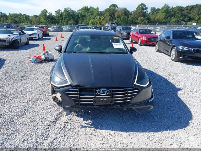 2021 HYUNDAI SONATA SE 12