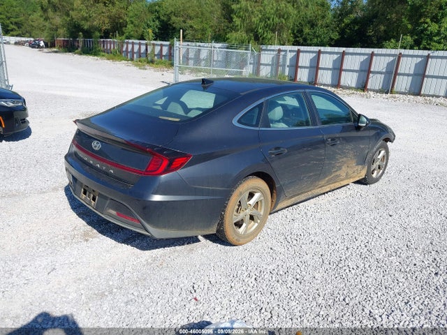 2021 HYUNDAI SONATA SE 4