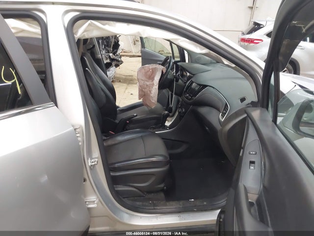 2019 CHEVROLET TRAX LT 5