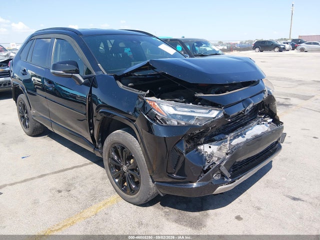 2022 TOYOTA RAV4 SE