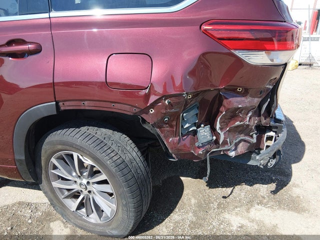 2017 TOYOTA HIGHLANDER XLE 6