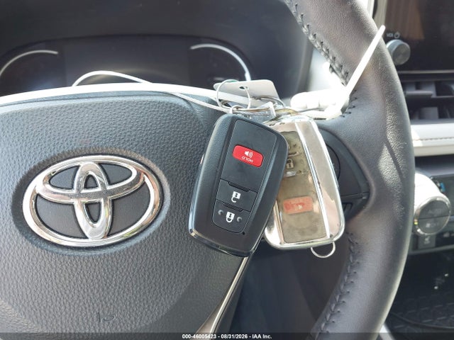 2023 TOYOTA RAV4 XLE 11