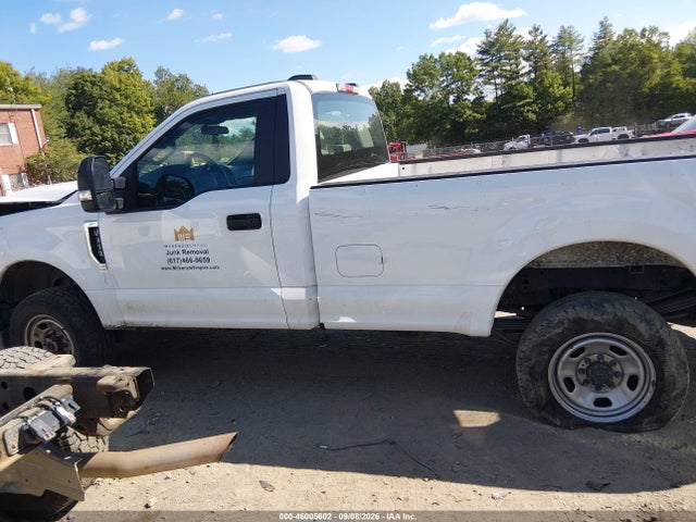 2022 FORD F-350 XL 14