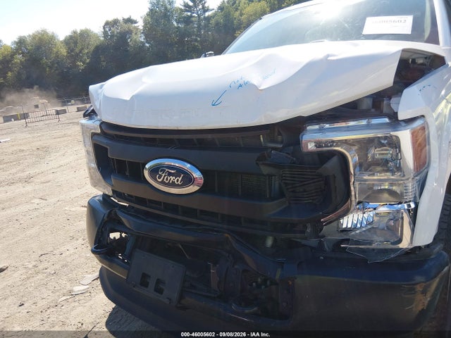 2022 FORD F-350 XL 11