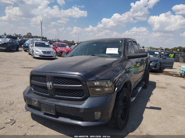 2019 RAM 1500 CLASSIC EXPRESS 4X4 6'4 BOX 2