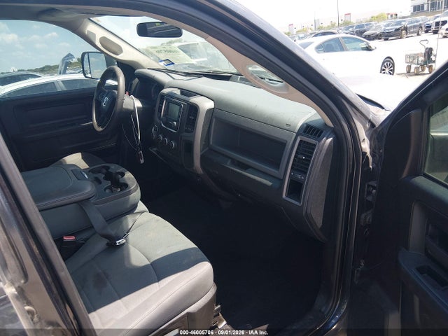 2019 RAM 1500 CLASSIC EXPRESS 4X4 6'4 BOX 5