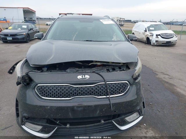 2017 KIA NIRO TOURING 13