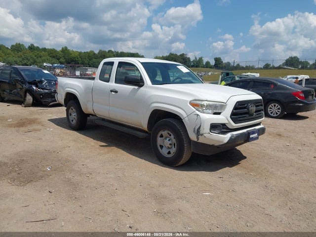 2018 TOYOTA TACOMA SR