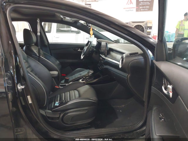 2023 KIA FORTE GT-LINE 5