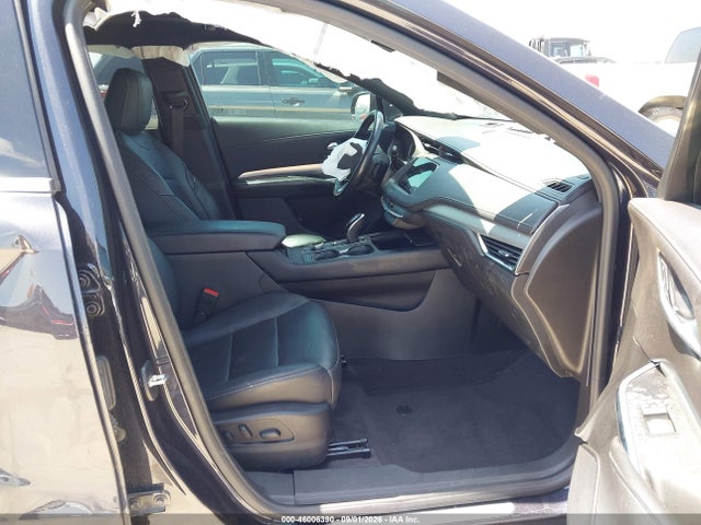 2023 CADILLAC XT4 FWD PREMIUM LUXURY 5