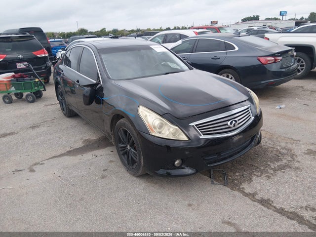 2013 INFINITI G37 