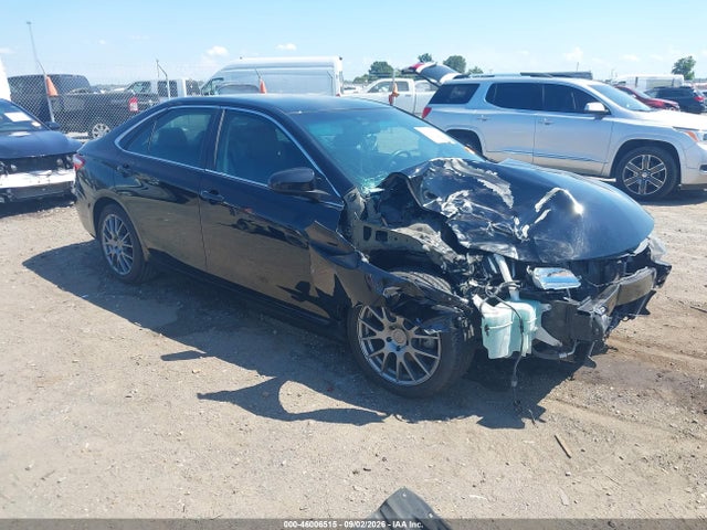 2015 TOYOTA CAMRY XSE