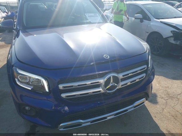 2023 MERCEDES-BENZ GLB 250 4MATIC 6