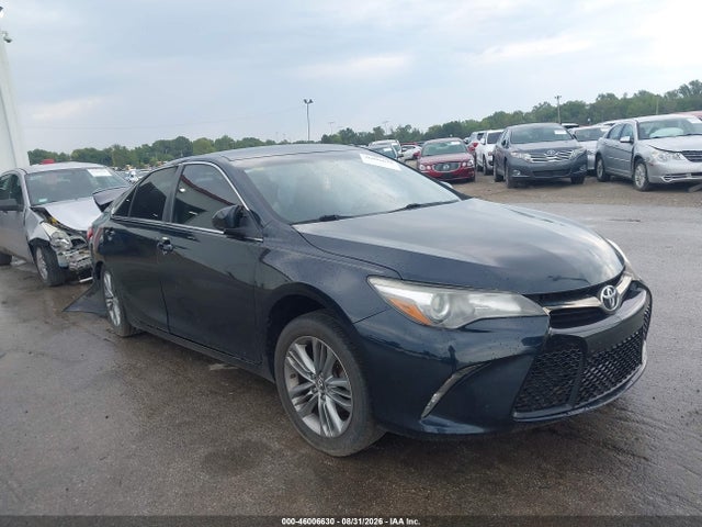 2015 TOYOTA CAMRY SE