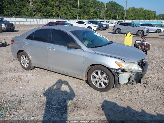 2011 TOYOTA CAMRY LE