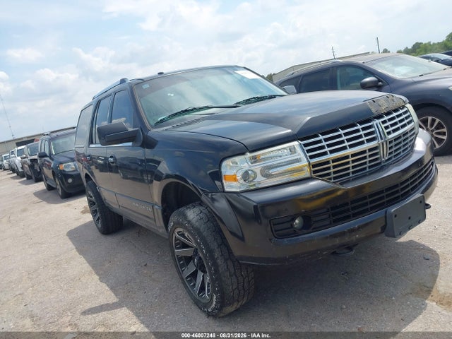 2013 LINCOLN NAVIGATOR 