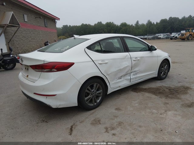 2018 HYUNDAI ELANTRA SEL 4