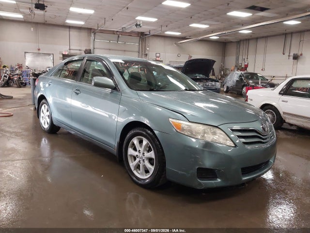 2011 TOYOTA CAMRY LE