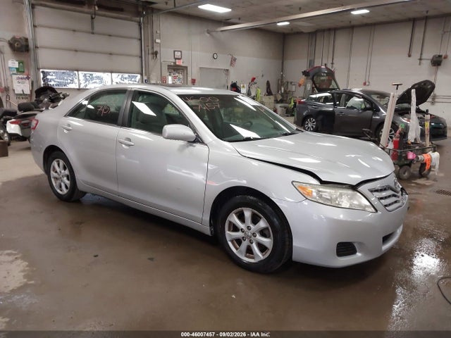 2011 TOYOTA CAMRY LE