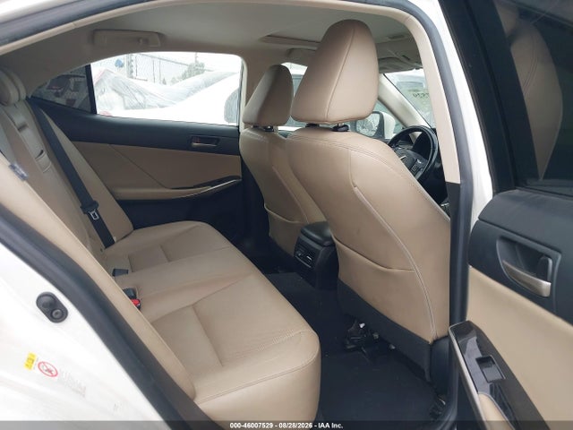 2017 LEXUS IS 200T 8