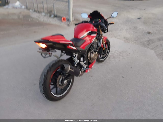 2023 HONDA CBR500 RA 4