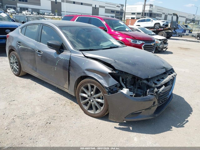 2018 MAZDA MAZDA3 TOURING