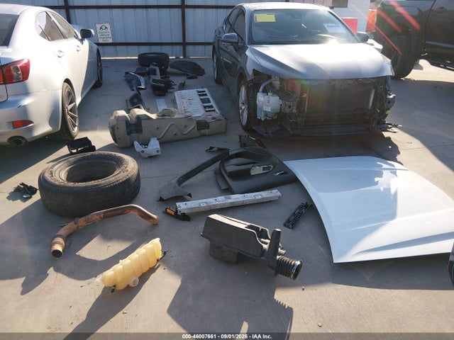 2019 CHEVROLET COLORADO LT 11