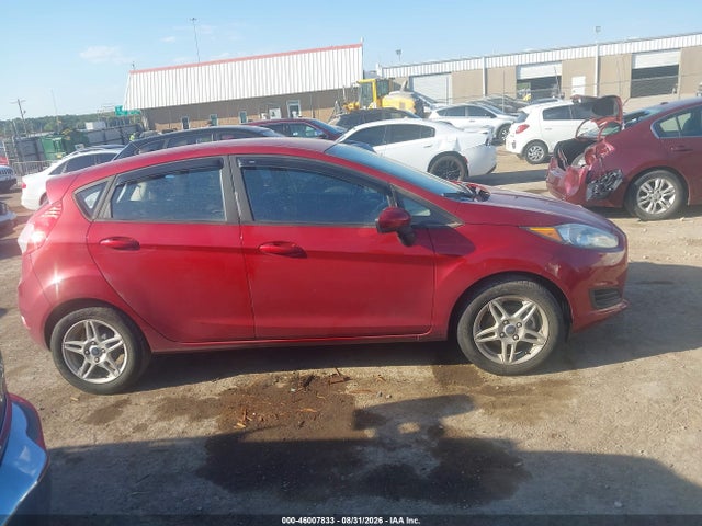 2017 FORD FIESTA SE 13
