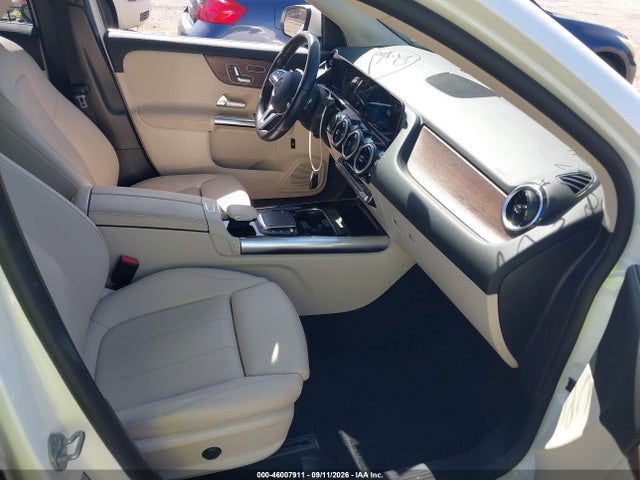 2021 MERCEDES-BENZ GLA 250 4MATIC 5