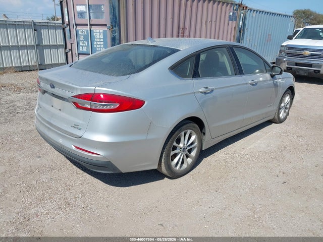 2019 FORD FUSION HYBRID SE 4