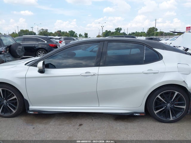 2019 TOYOTA CAMRY XSE 14