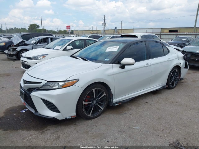 2019 TOYOTA CAMRY XSE 2