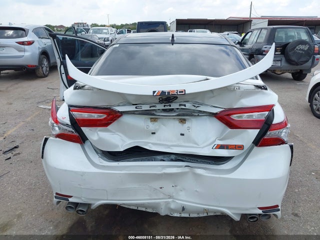 2019 TOYOTA CAMRY XSE 6