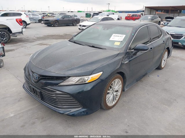 2019 TOYOTA CAMRY HYBRID XLE 2