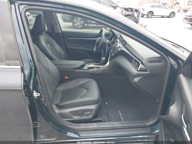 2019 TOYOTA CAMRY HYBRID XLE 5