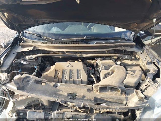 2019 MITSUBISHI ECLIPSE CROSS ES 10