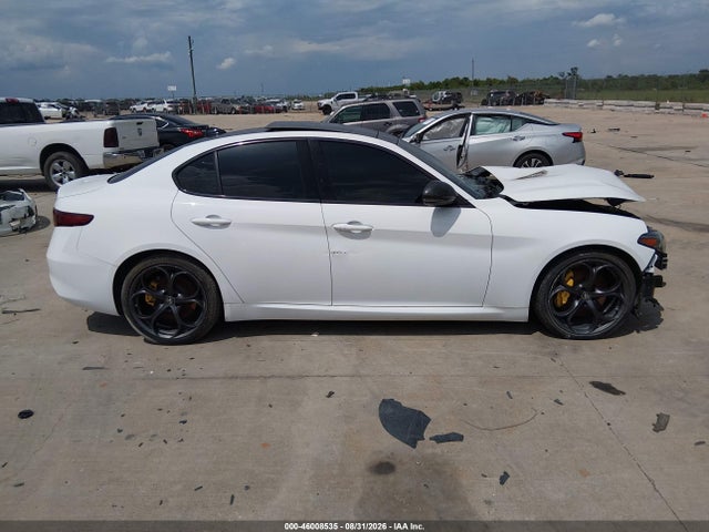 2019 ALFA ROMEO GIULIA RWD 12