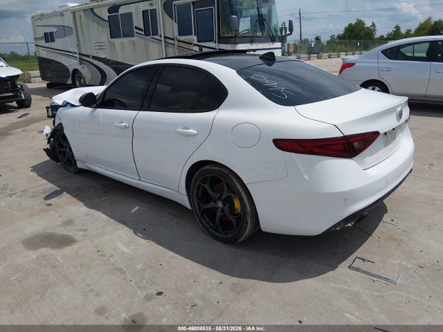 2019 ALFA ROMEO GIULIA RWD 3