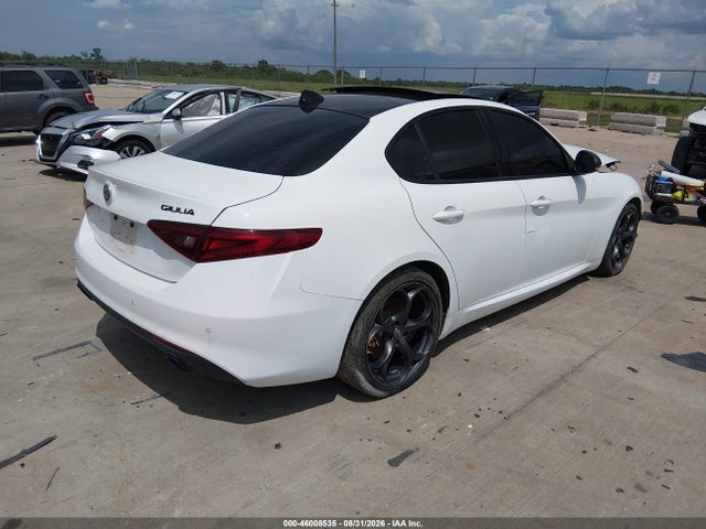 2019 ALFA ROMEO GIULIA RWD 4