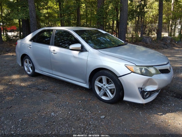 2012 TOYOTA CAMRY SE